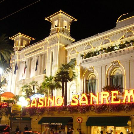 La Pace, Il Sole, Il Mare - Sanremo Casa Indipendente Vista Mare, Posto Auto Privato, Ampio Spazio Esterno Attrezzato, A Pochi Minuti Dalle Spiagge エクステリア 写真