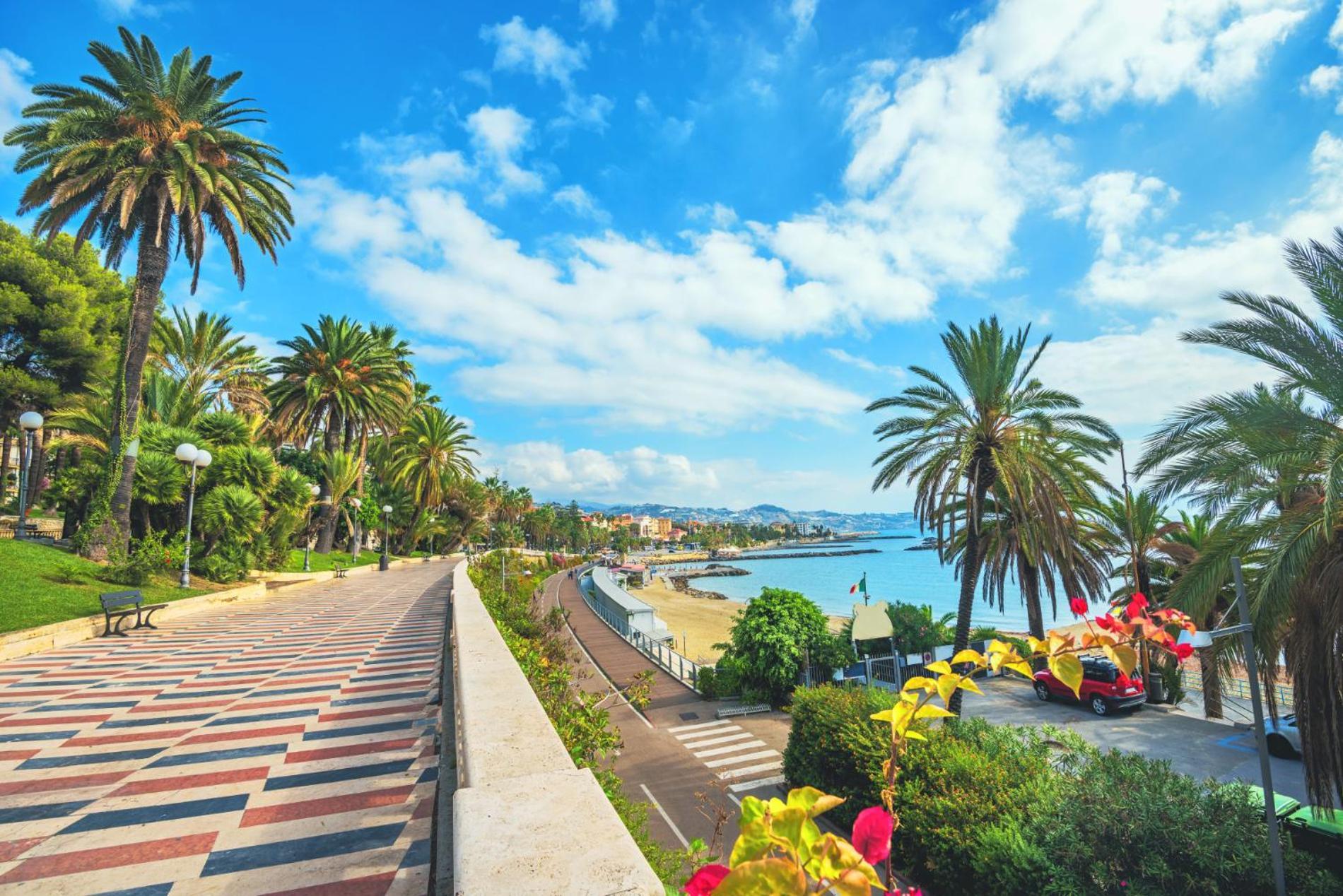 La Pace, Il Sole, Il Mare - Sanremo Casa Indipendente Vista Mare, Posto Auto Privato, Ampio Spazio Esterno Attrezzato, A Pochi Minuti Dalle Spiagge エクステリア 写真